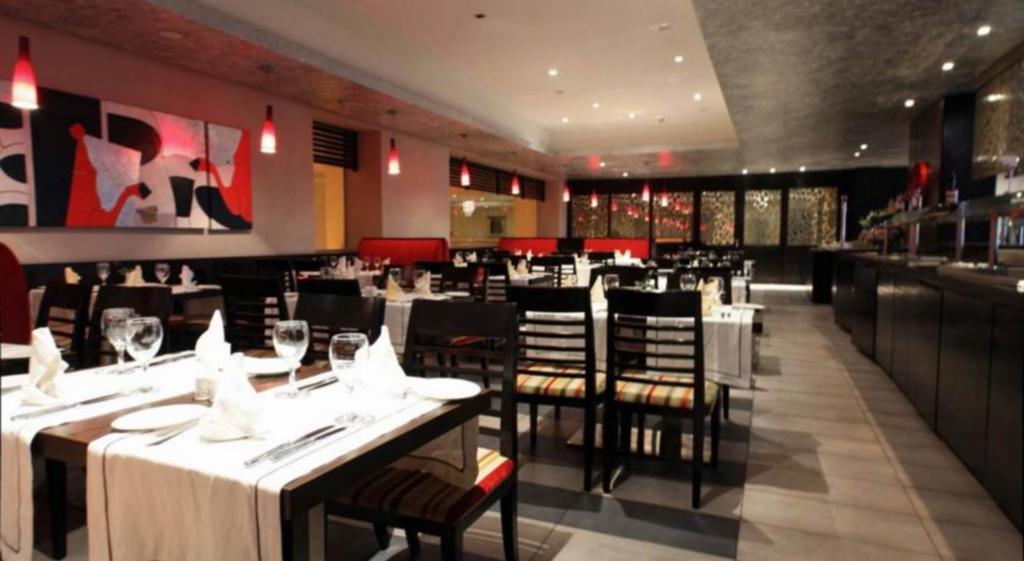 호텔 파라 카사블랑카 외부 사진 Interior of a restaurant in Montreal