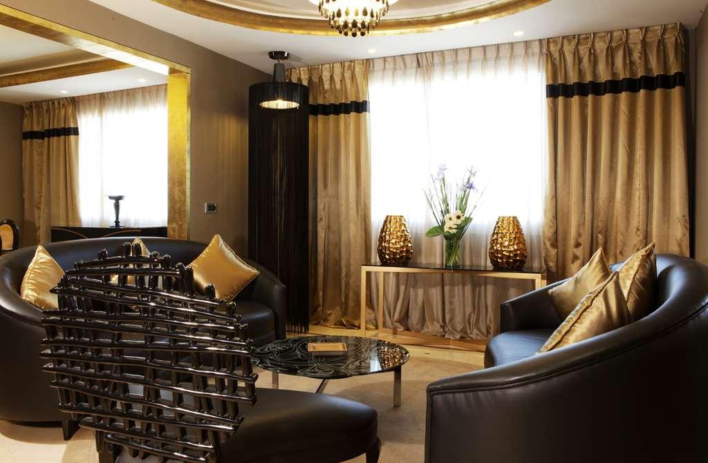 호텔 파라 카사블랑카 객실 사진 A suite at the hotel